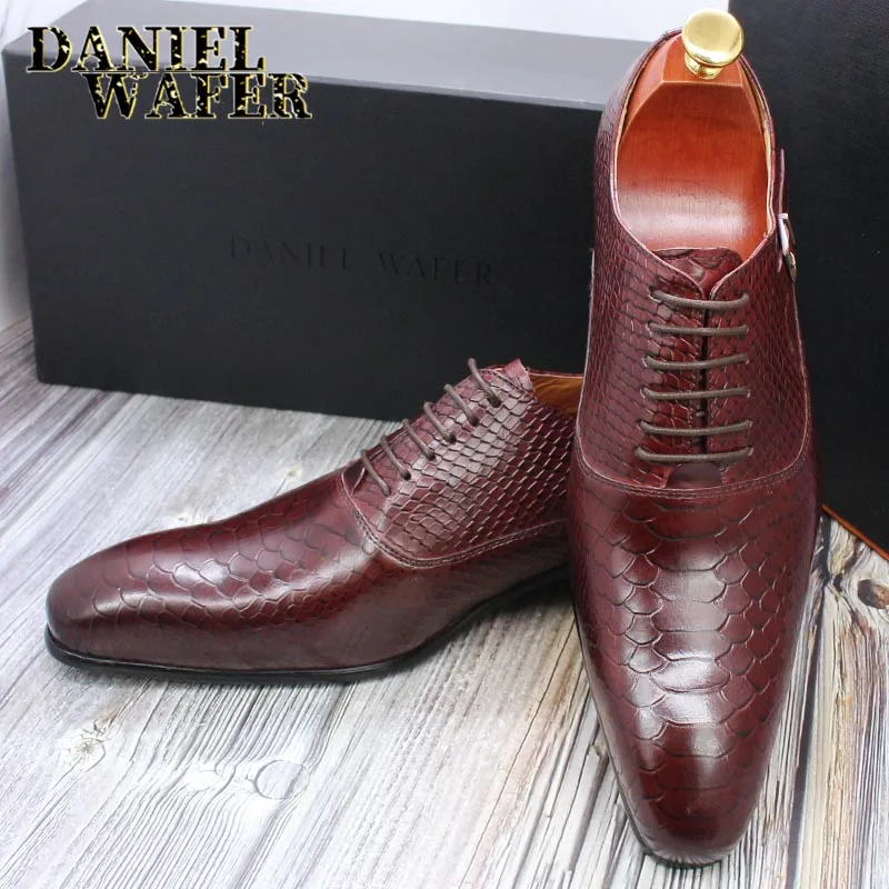 Modische Herren-Lederschuhe mit Schlangenhaut-Aufdruck, klassische Schnürung, Oxford, formell in Wein, Blau, Kaffee, Schwarz – spitze Zehenpartie – Detail 36