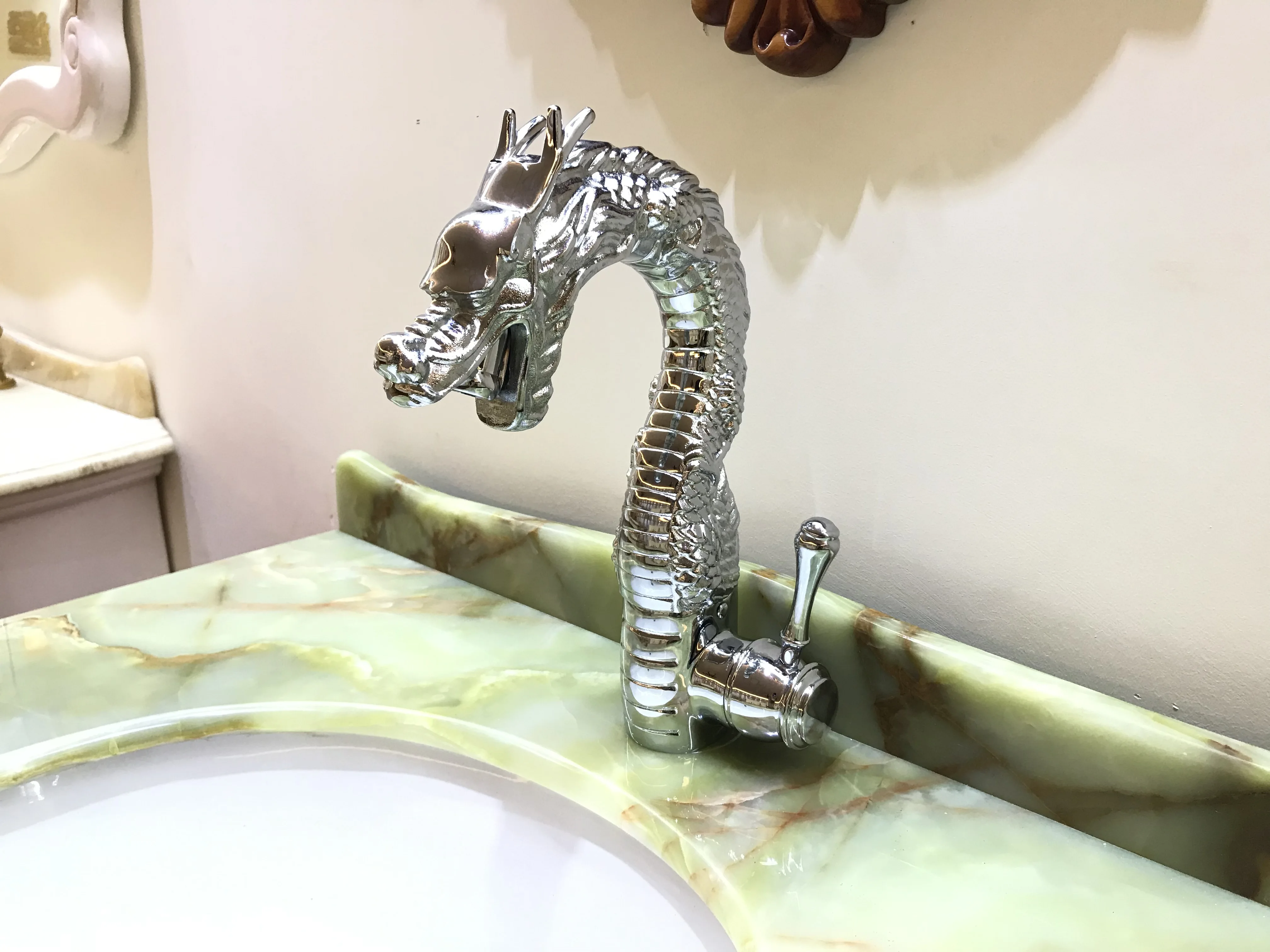 Free shipping Chrome finish Single hole bathroom basin Lavatory sink  dragon faucet Deck mounted