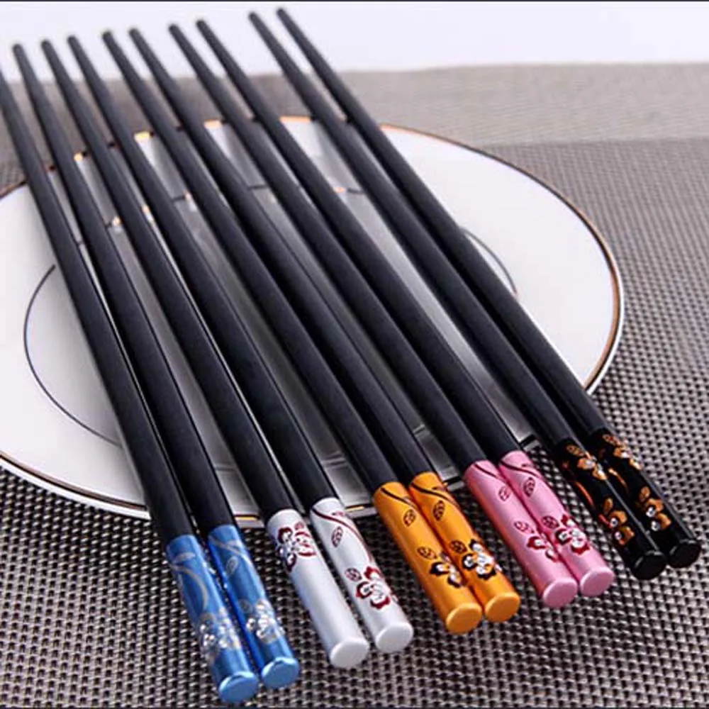 1 Pair Fashion Chopsticks Chinese Chopsticks Reusable Tableware Dinning Eating Chopstick for Gift Sushi Food Sticks