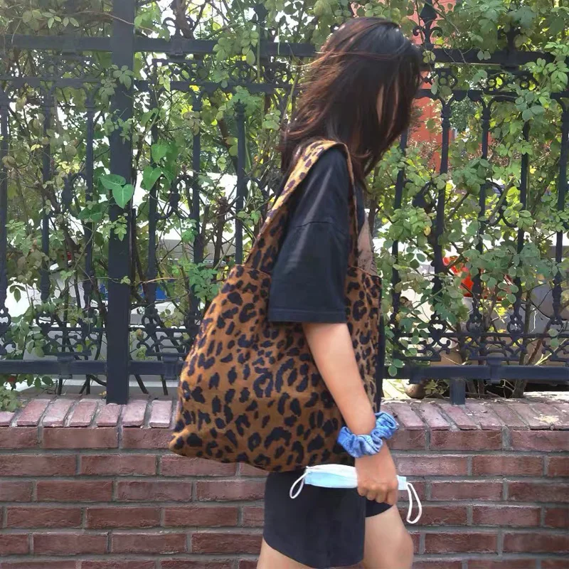 Retro Corduroy Women Large Shoulder Shopping Bags Vintage Ladies Thin Cotton Casual Tote Leopard Pattern Girls Handbags Vest Bag