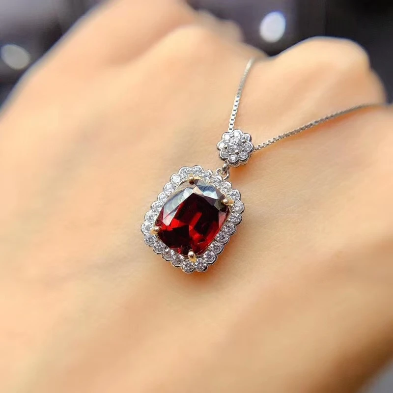 

big size natural garnet pendant of necklace for women jewelry good color natural gem gift real 925 silver birthstone gift