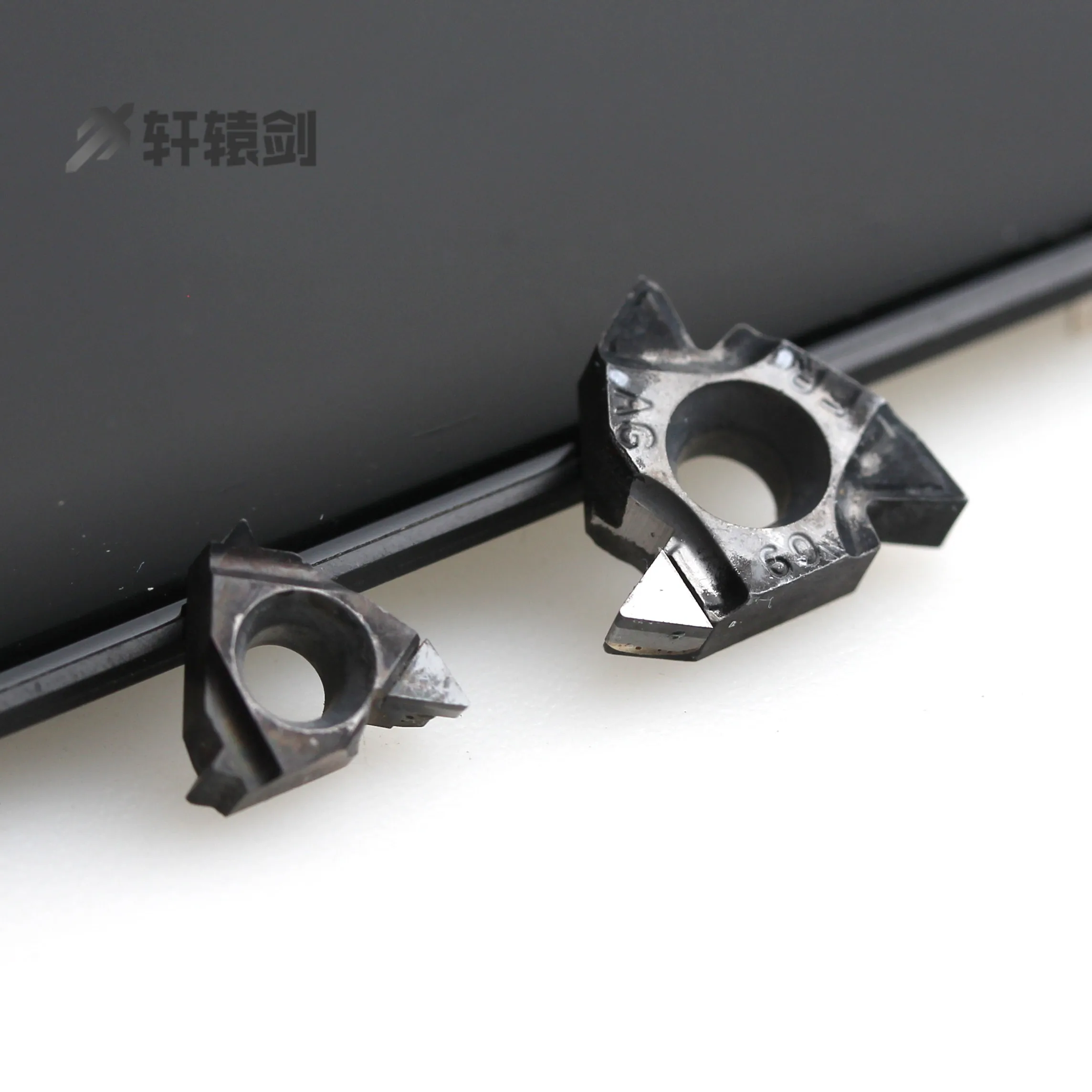 Kim Cương CNC Ren Lưỡi Dao 11ER/16ER AG55/AG60 PCD/CBN Đồng Và Nhôm Bên Trong Và Bên Ngoài Răng lưỡi Dao