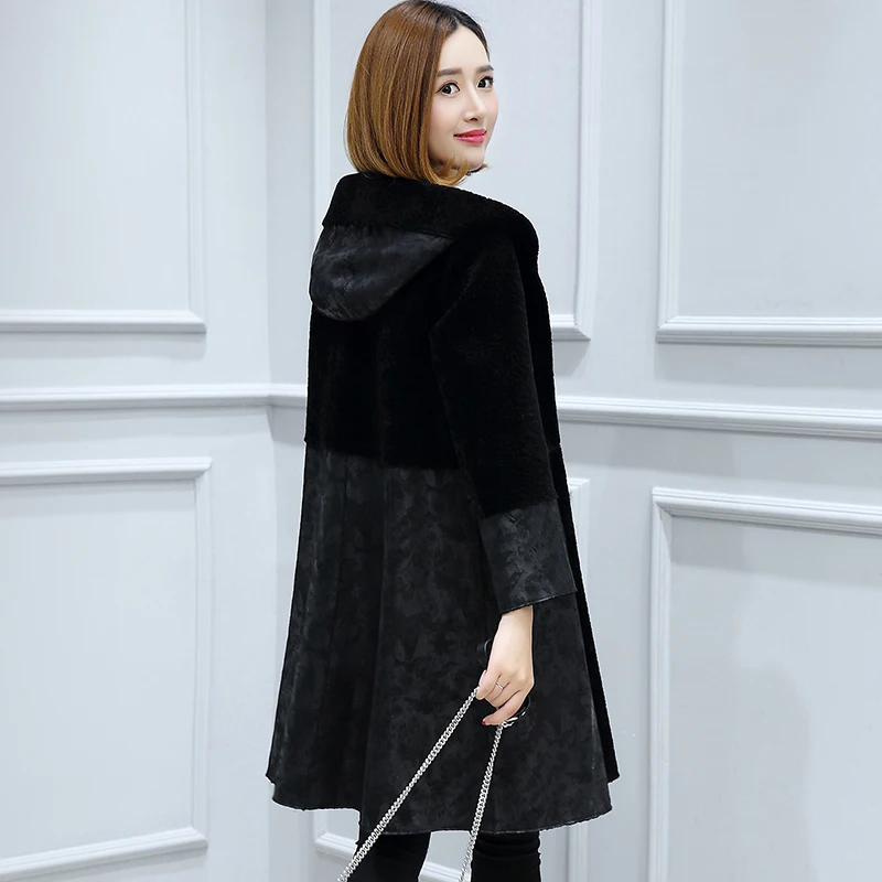 

Sheep Shearling Jacket Women 2020 Autumn Winter Real Wool Fur Coats Hooded Double-faced Outwerwear Plus Size 4XL OT3780