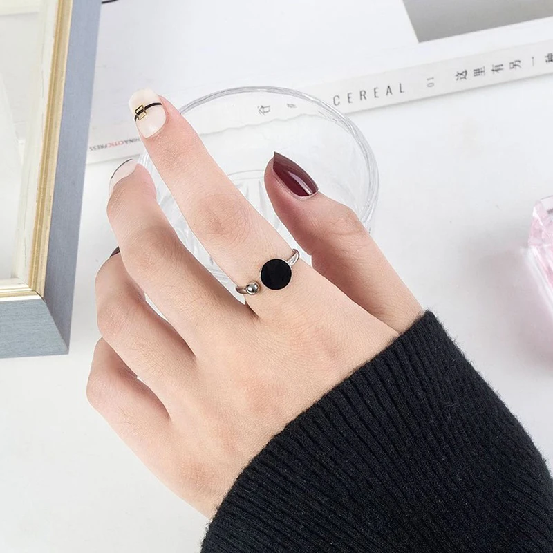 Women\'s Fashion Graceful Round Black Point Open Ring Simple Style Creative Daily Ring Accessory For Lady Charming Trendy Jewelry