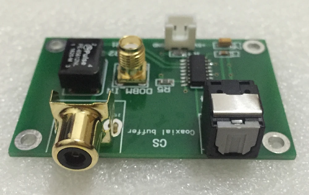 محرك الأقراص الضوئية CDROM ، نظام الملاحة في السيارة ، خرج إشارة CD رقمي ، لوحة تشكيل ، SPDIF ، خرج الألياف المحورية