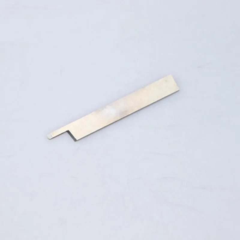 Four needle six thread blade upper blade 68184 lower blade 68121 upper and lower cutter of seam sewing machine seamless machine