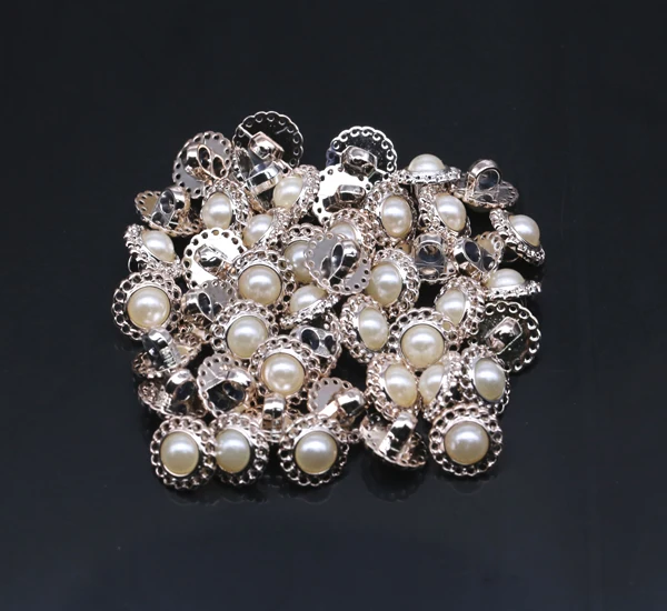 30pcs/lot Size:11mm Pearl White Shirt Buttons Resin Button Scrapbooking DIY Clothing accessories (ss-1018)