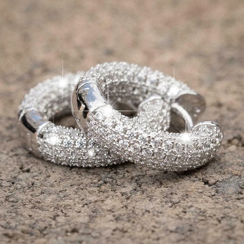 

Luxury Women Small Hoop Earrings Dazzling Micro Paved CZ Stones Versatile Female Accessories High Quality Fashion Jewelry
