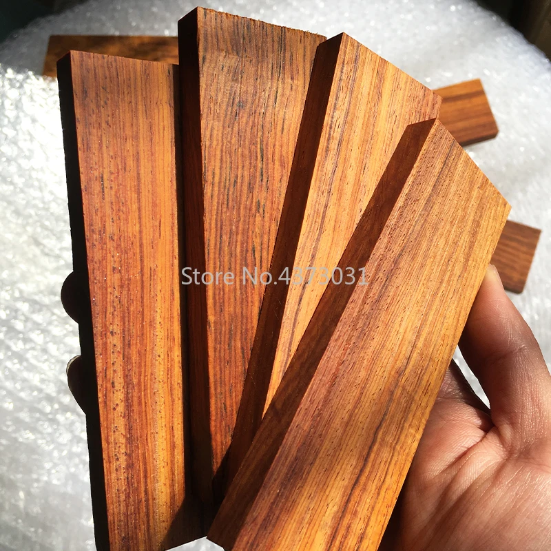 2-częściowy materiał do rękojeści noża z czerwonego drzewa sandałowego DIY Wykonywanie wielu rozmiarów drewna do różnych materiałów rękodzielniczych 120x40x10mm
