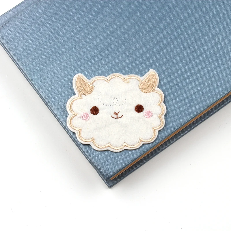 10pcs/Lot Cute Sheep Stickers DIY Iron On Animal Patches For Kids Hats Sweaters Dress Shirts Decoration Sewing Badge Appliques