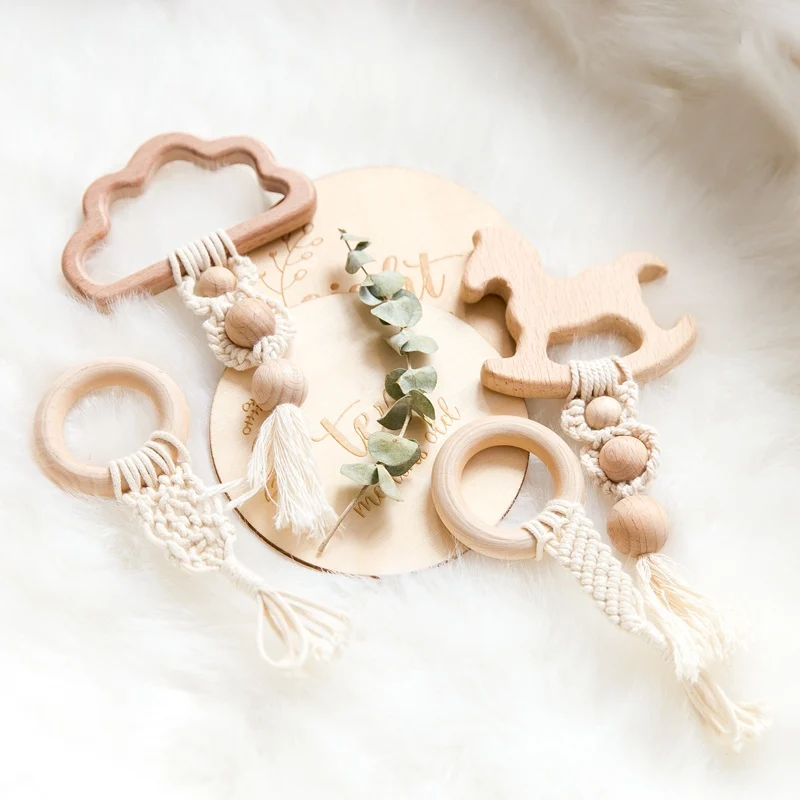 1PC Baby Wooden Teether Cartoon Animal Horse Cloud Shape Food Grade Beech Wooden Teething Ring Tassel Bpa Free Baby Wood Teether