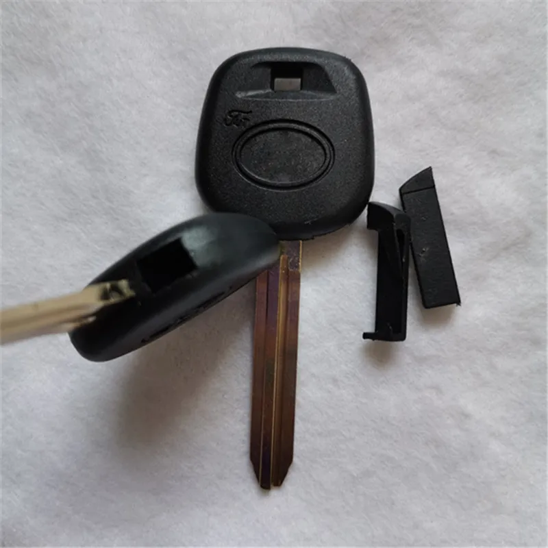 DAKATU Blank Transponder Key Shell For Toyota RAV4 PRADO COROLLA Camry Reiz Highlander Yaris Corolla TOY43 Blade