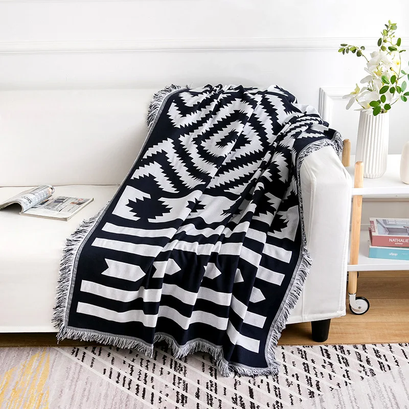 Drop Shipping Blanket Bed Sofa Travel Breathable Geometric Large Soft Throw Blanket 130*180cm/180*180cm Blanket