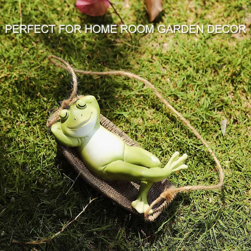 Creative Cute Frogs Lying On Swing Resin Animal Statue Garden Hang On Tree Decorative Pendant Indoor Outdoor Decor Ornament