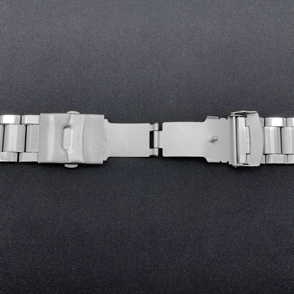 Stainless Steel Watch Strap Wrist Bracelet Silver Color Metal Watchband with Folding Clasp for Men Women 20/22/24mm