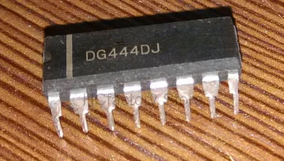 3 sztuk DG309CJ + 3 sztuk DG444DJ DIP-16 w magazynie hurtownia kompleksowej listy dystrybucji