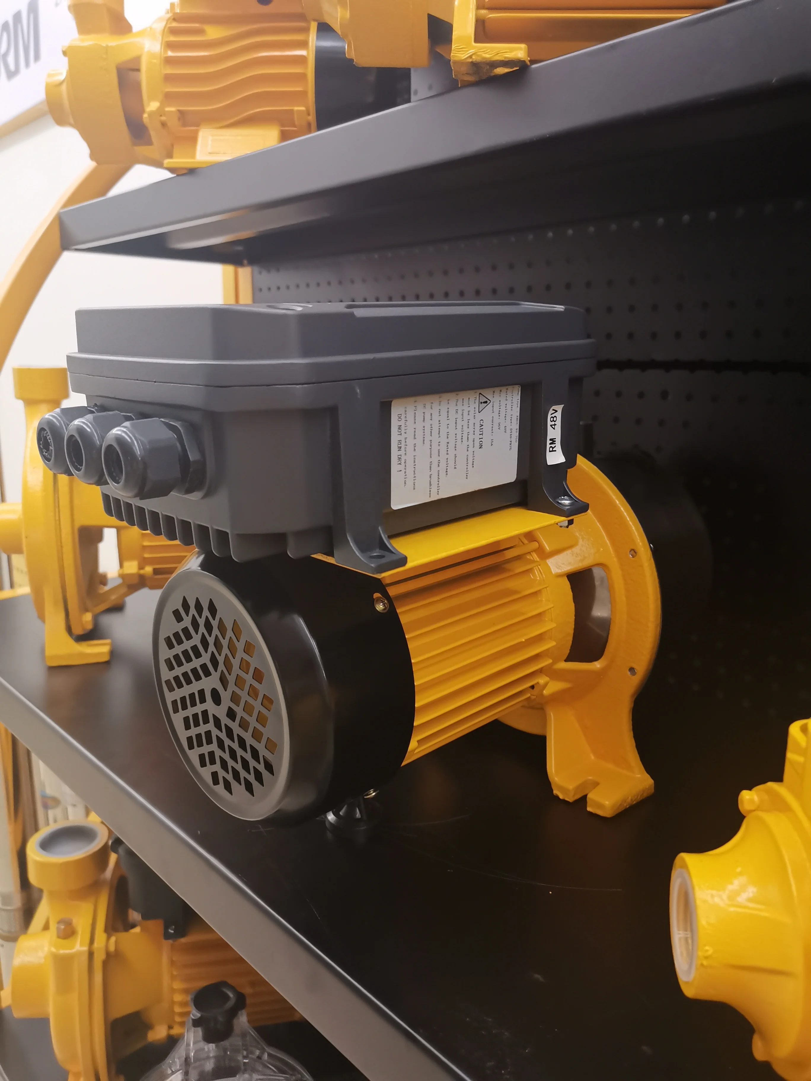 High Pressure 0.75KW 72V DC Solar Agricultural Water Pumping System