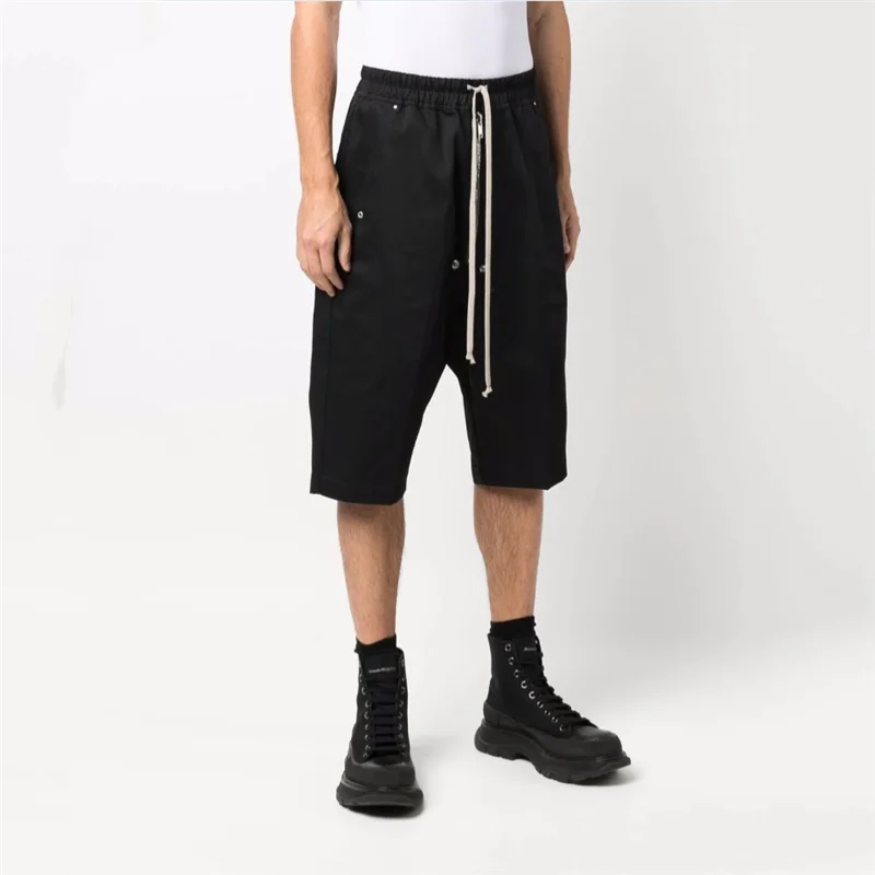 Men\'s Casual Shorts Sports Pants Beach Pants Summer New Black Elastic Waist White Rope Design Slim Straight Leg Shorts