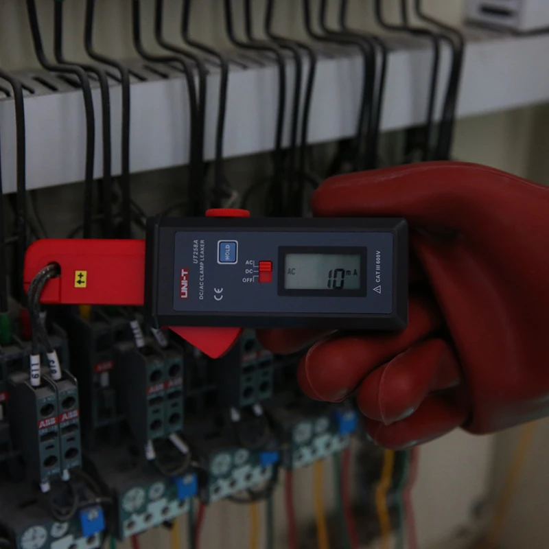 UNI-T Leakage Clamp Meter UT258A 60A AC DC Current Pliers Digital Ammeter Amperometric Clamp Auto Range