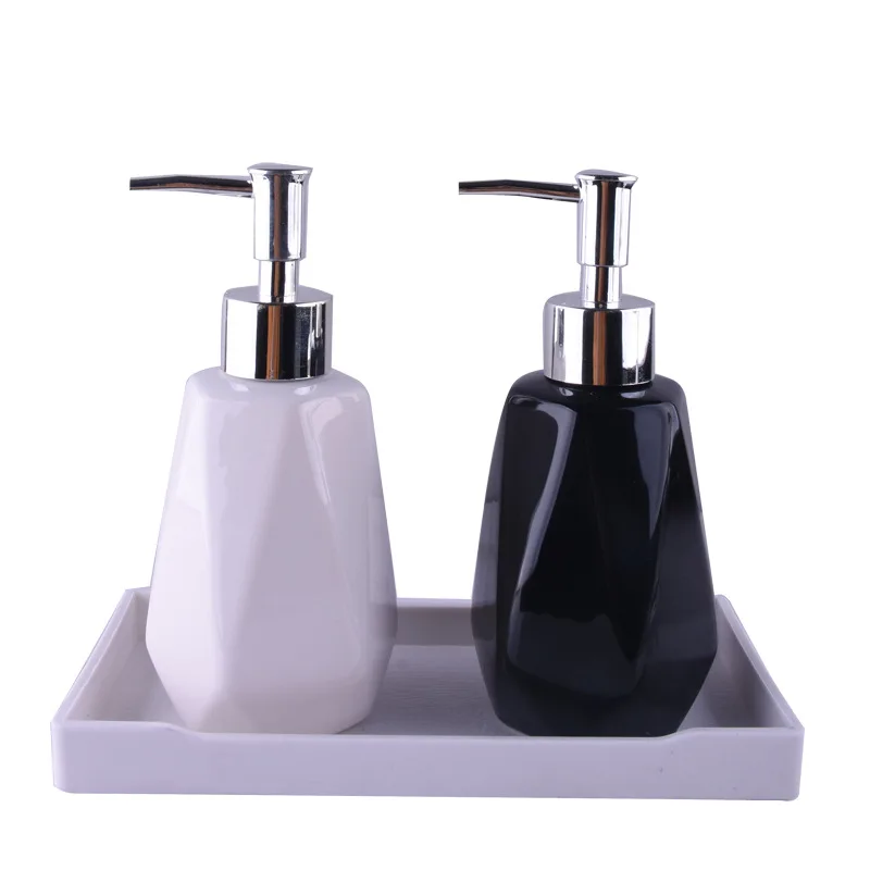 1PC Creative Ceramic Soap Dispenser Black and White Shampoo Bottle Hotel Lotion Bottle Sub-Packed Press Bottle 260ml