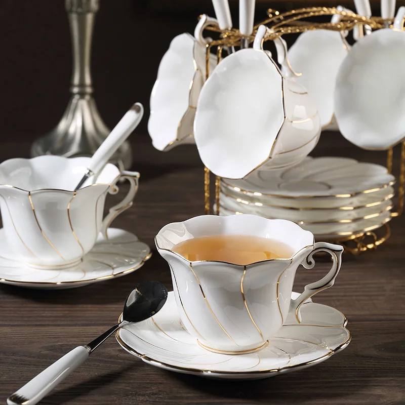 Gold Wave Bone China Coffee Cup Saucer Spoon Set 200ml Gorgeous Ceramic Tea Cup High-grade Porcelain Teacup Drinkware Dropship