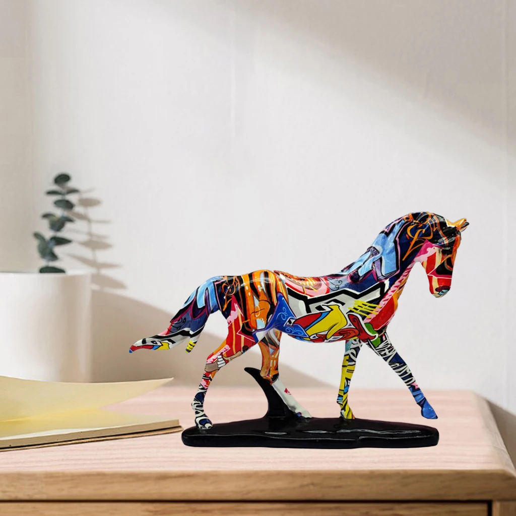3D Graffiti Horse Figurine Store Shopwindow Display Sculpture Home Office Desk Good Fortune Feng Shui Statue Collections Craft