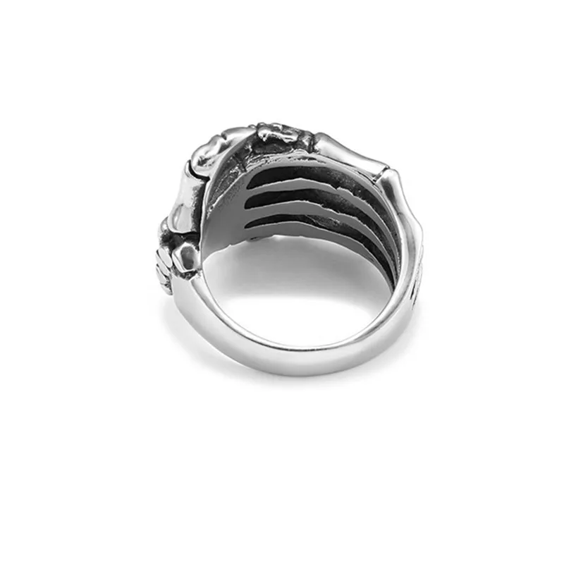 Domineering Skull Ghost Paw Hand Bone Plating Alloy Ring Men Retro Punk Hip Hop Gothic Accessories Banquet Jewelry Gifts