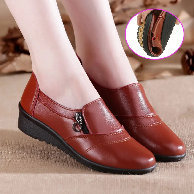 Spring Fashion Soft Leather Round head Women Casual Flats Women's Non-slip Comfortable Flat shoes Ladies Shoes large size 35-41