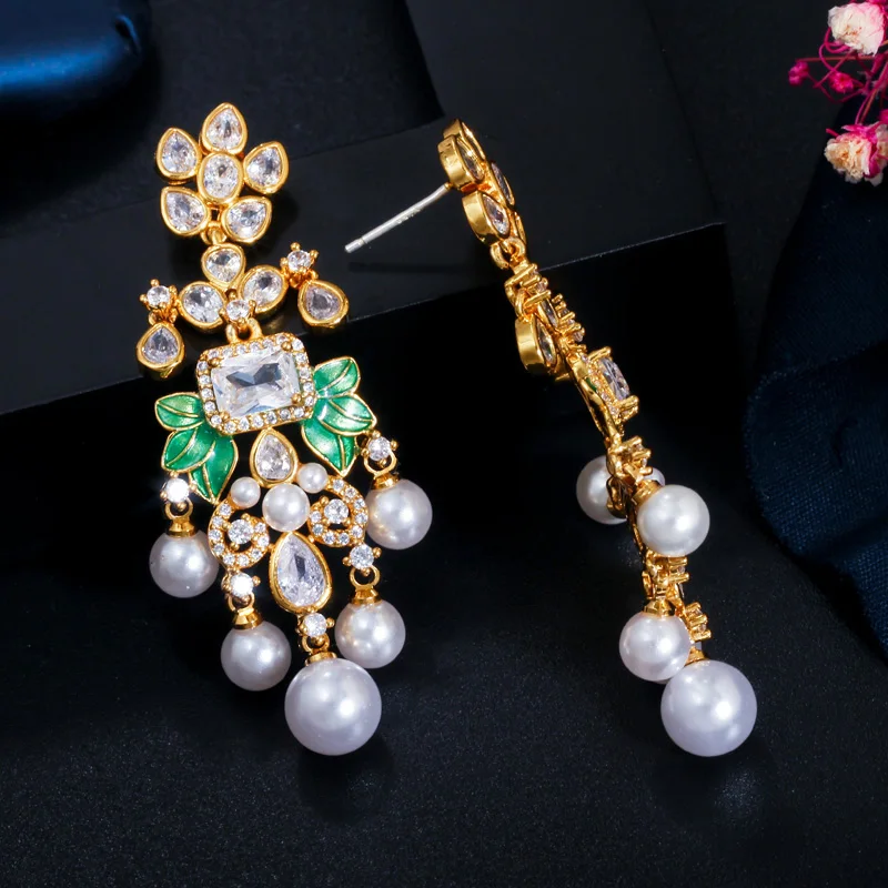 CWWZircons Blumen Zirkon Lange Hängeohrringe mit Perlen für Frauen Afrikanische Brautohrringe aretes de mujer modernos Großhandel E0375 – Detail 11