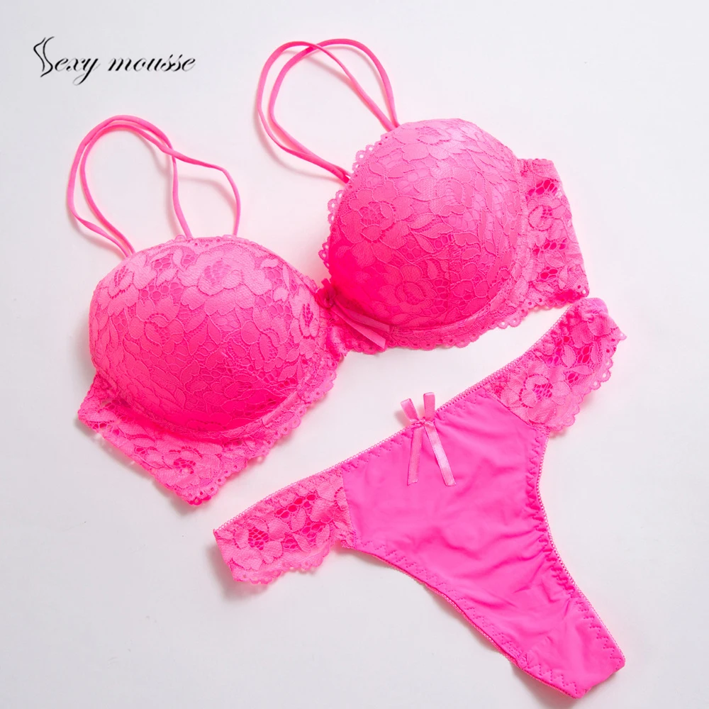 Sexy mousse Neon Green Lid Set of Underwear Warm Arm Cotton Women Bra and Thong Set Women Lace Big Size Push Up Bra Panties