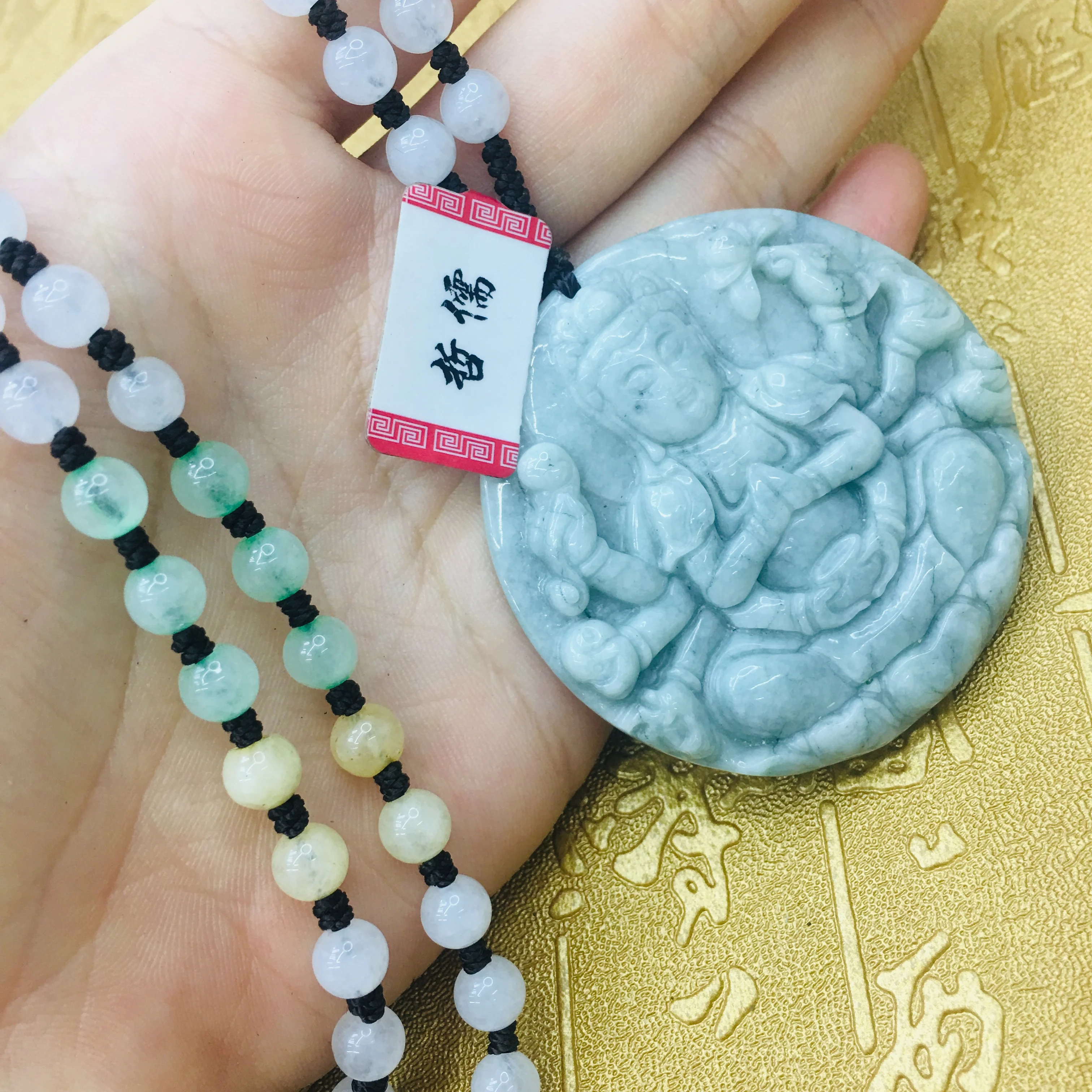 Natural JADESt Pendant Carved Oil Thousand Hands Guanyin Pendant Tri-Color Bead Necklace Men and Women Pendant Chain