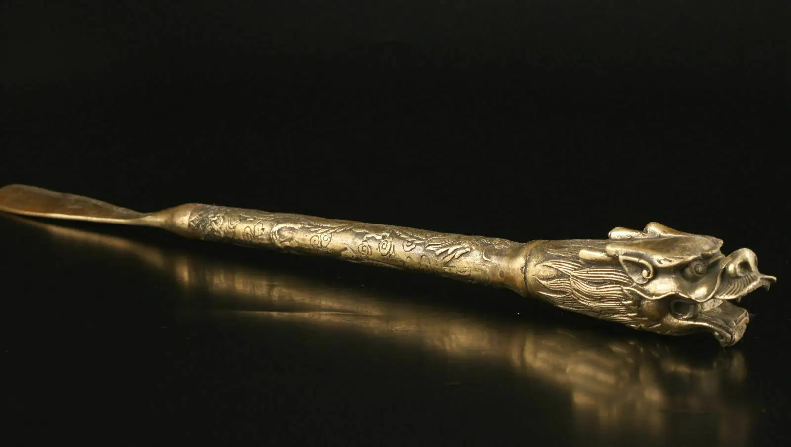 SUPERB COLLECTION VINTAGE DECORATION BRASS CASTING LIFELIKE DRAGON SHOE HORN