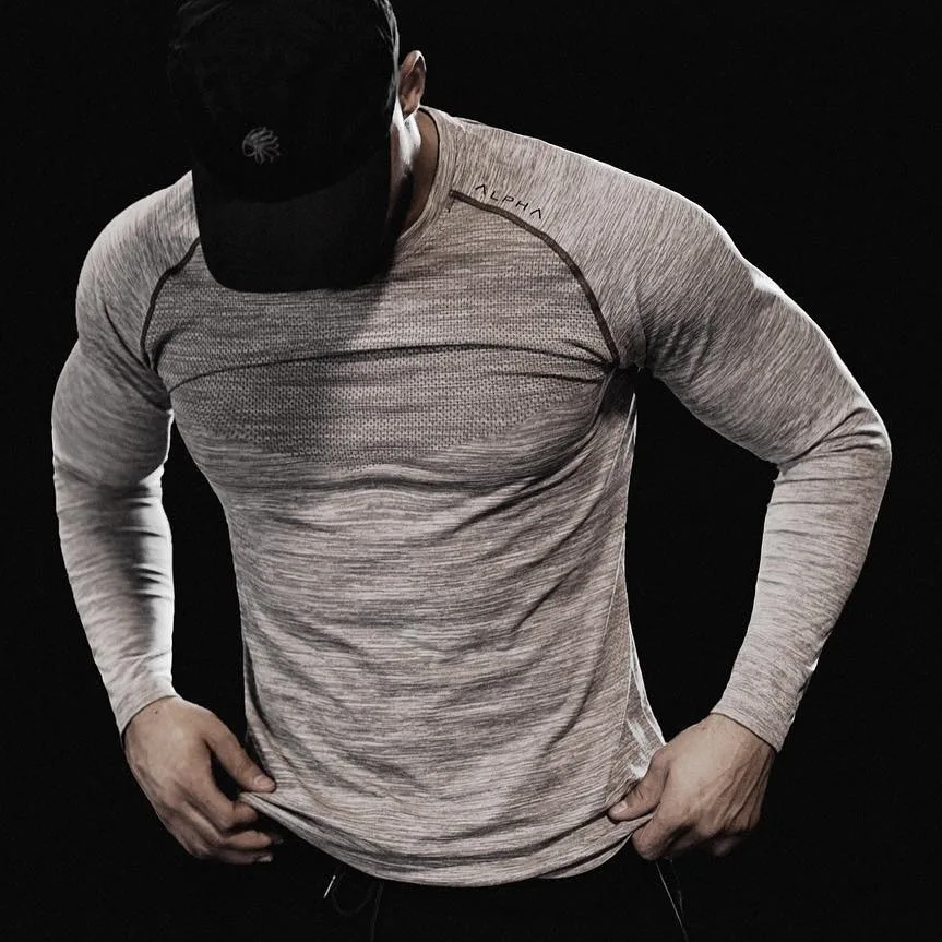 Men Long Sleeve Tshirt Bodybuilding Shirt O-Neck Quick Dry T Shirt Sports Workout T-shirt Men Casual Clothing