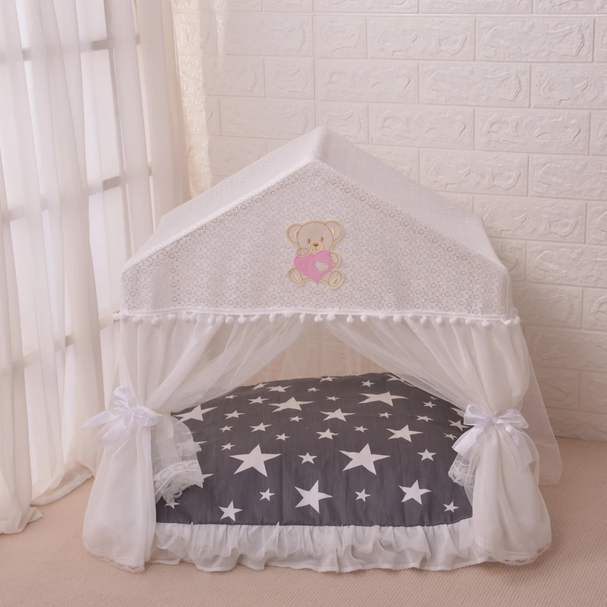 Lace pet room soft thick cushion kennel comfortable beautiful dog tent