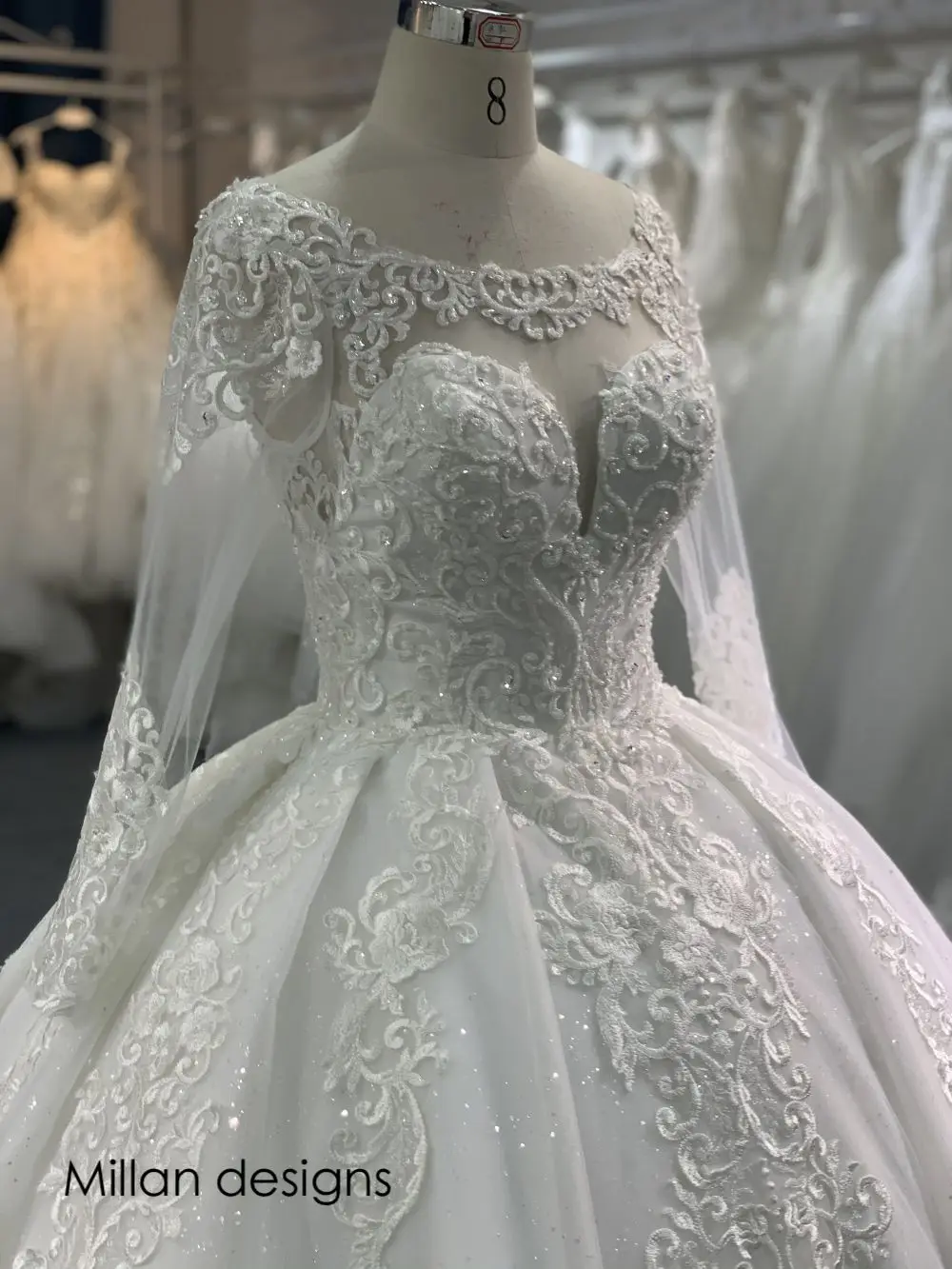 Real Photos Luxury Long Sleeves Wedding Dresses Crystals Ball Gown Bridal Dress Beaded Lace Bridal Gown 2024 Vestido De Novias