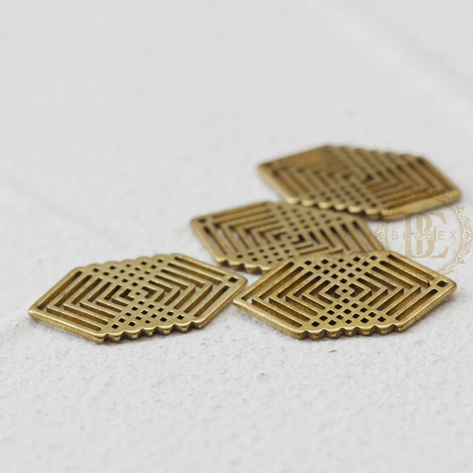 DIY Supply-Solid Brass Finding Geometry - 20x11mm (4666C)