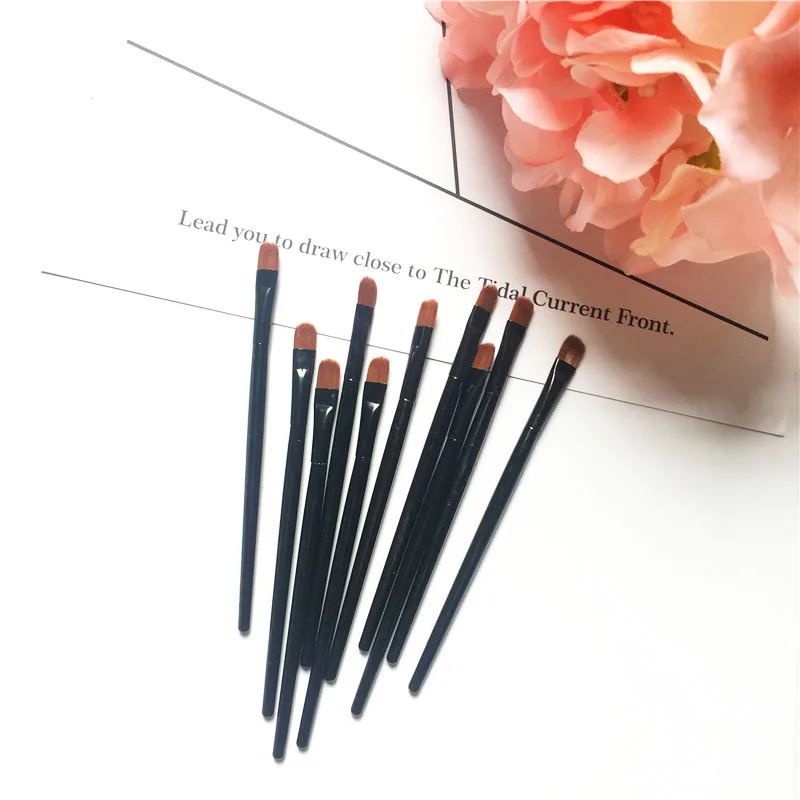 Makeup Lip Eyebrow Brush Beauty Round Makeup Brush Smudge Eye Shadow Concealer Eyebrow Brush Makeup Accessories