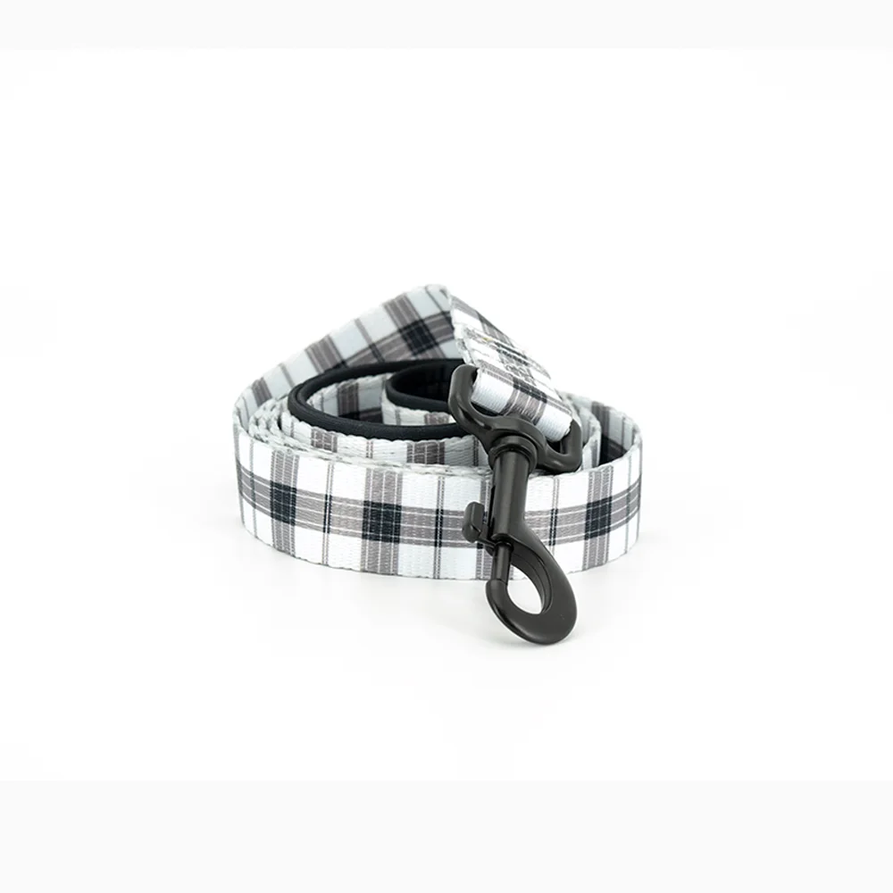 Collarlogo Adjustable Pet Dog Collar Durable Soft Creative Black White Plaid Design Leash Neoprene Harness Poop Bag Dispenser