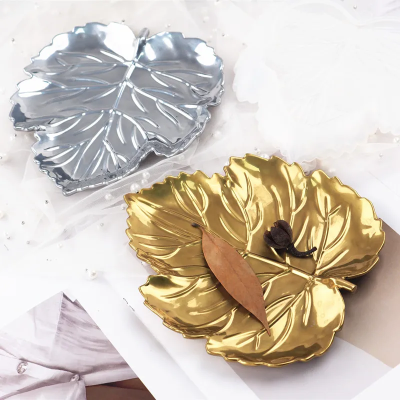 

NEW DIY Resin Mold Ashtray Silicone Maple Leaf Rolling Tray Molds Jewelry Storage Home Decor Casting Mold Resin UV Crystal Epoxy