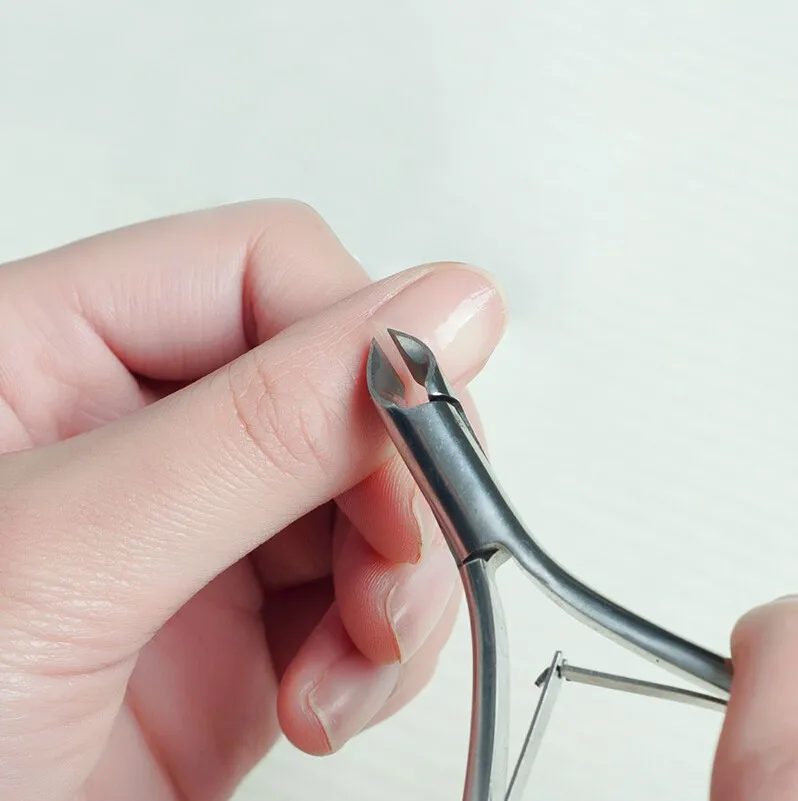 1 Stück Nagelhautschere aus Edelstahl, Nagelknipser, Maniküre-Werkzeug zum Entfernen von abgestorbener Haut, Nagelhaut und Nagelhaken – Detail 2