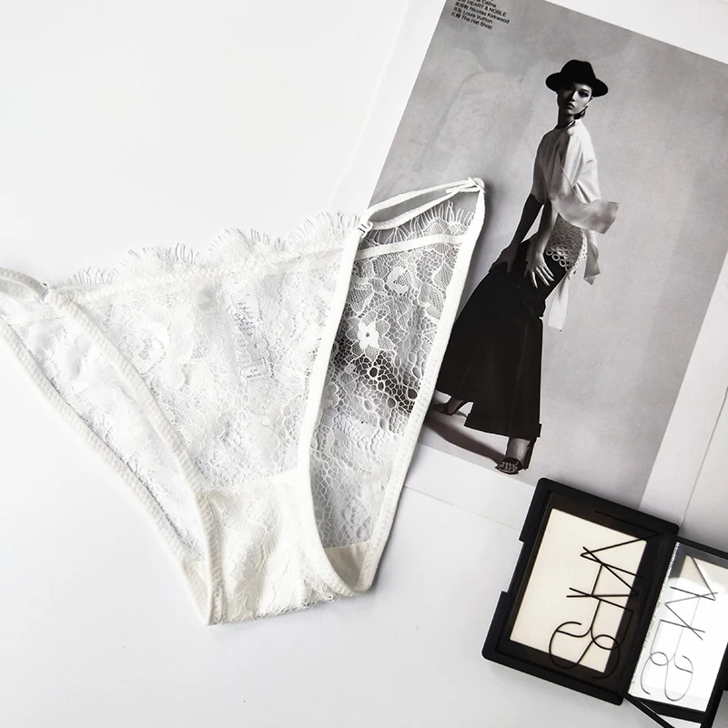 New Sexy Women\'s Underpants Fashion Lace Panties Sexy Transparent Underwear Large Women\'s Underwear Seamless Low Waist Briefs