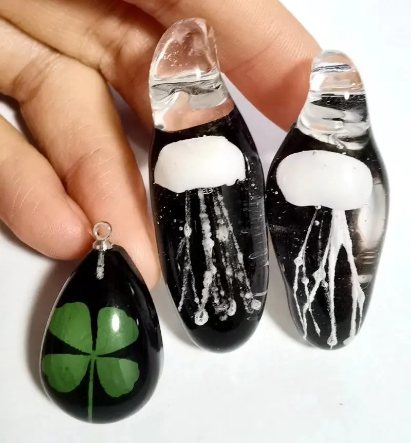 3 pcs handmade Pendant Real Chic Four Leaf Clover Glass Jellyfish Color Gift Decoration Ornament