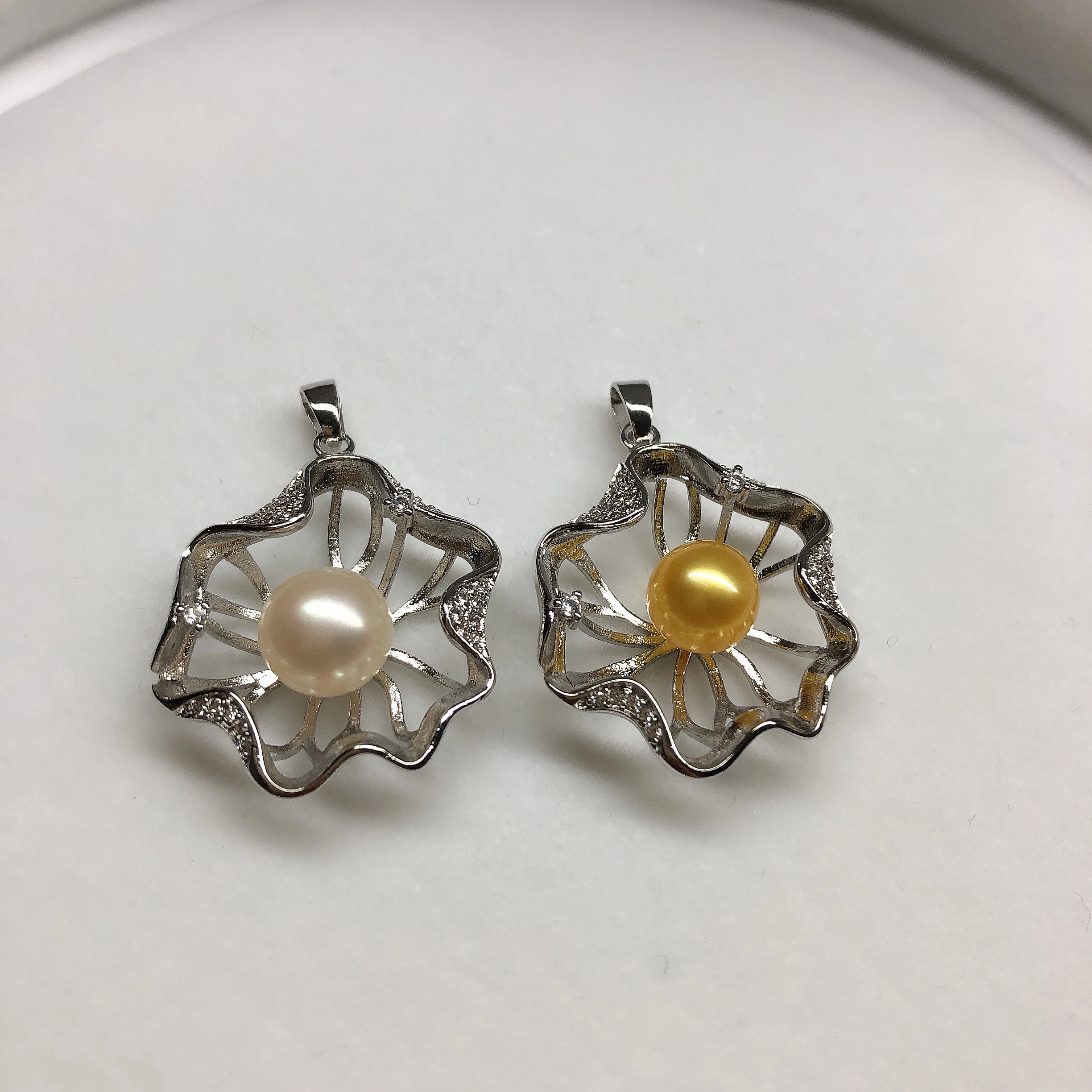 

New Design Pendant Base Mountings Findings Jewelry Settings Parts for Female Women Pearls Beads Stones Crystal Agate Coral Jade