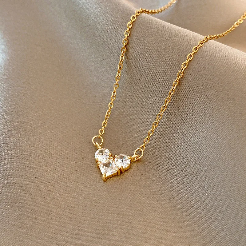 

XIYANIKE 316L Stainless Steel New Trend Romantic Zircon Heart Necklace Clavicle Chain For Women Gift Fashion Jewelry Wholesale