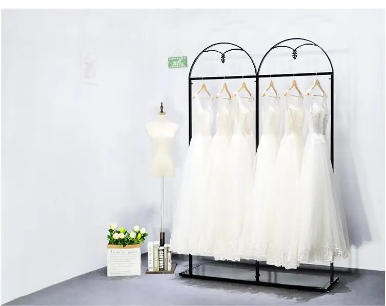 Wedding dress gold wrought iron side hang rack clothing store hanger display stand floor-standing cheongsam stand wedding dress