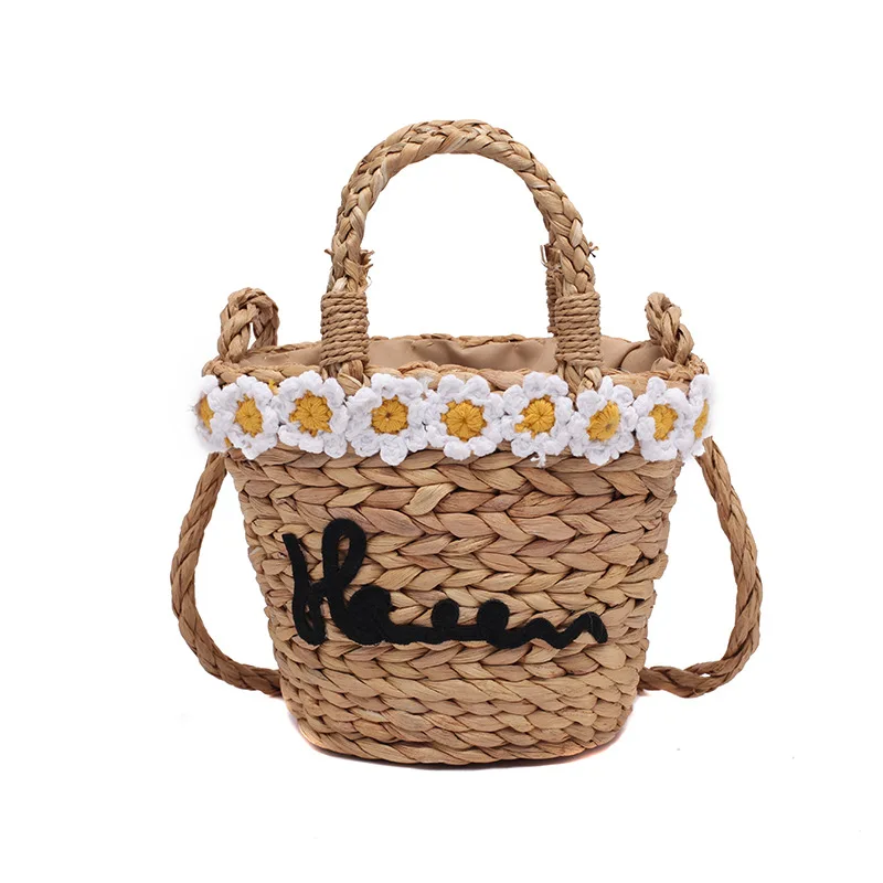 Fresh Lady Straw Woven Shoulder Bag Small Flower Pastoral Style Summer Beach Tote 2021 Straw Bag Pockets Lady\'s Messenger Bags