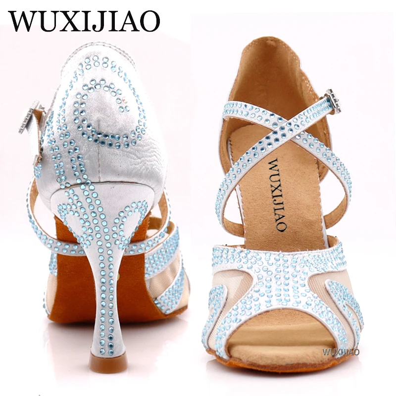 WUXIJIAO 다이아몬드 실버 새틴 라틴 댄스 신발 숙녀 살사 파티 라인 석 볼룸 댄스 신발 여성 신발 9cm