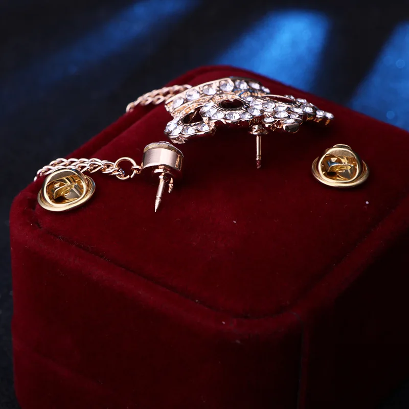 Yheakne Vintage kristal sneeuwvlok broche pin Kerstmis Cz broche speld goud strass winter sneeuwvlok broche pin badge broches pin jurk accessoires sieraden voor vrouwen, Zink