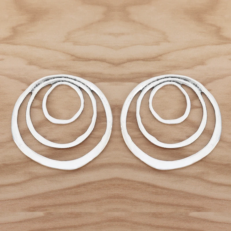 5 Pieces Tibetan Silver Large Open 3 Rings Circles Charms Pendants 2 Sided for Jewellery Making 50x50mm