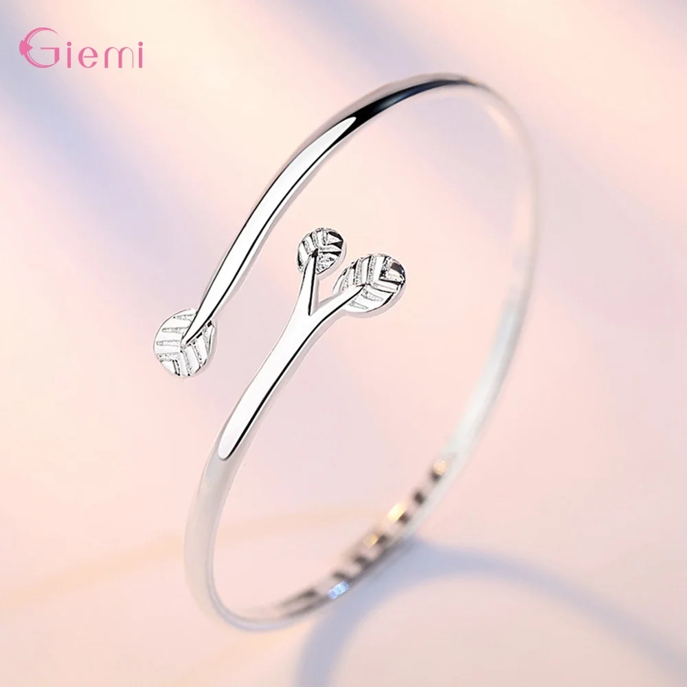 New Arrival Fashion Jewelry Resizable Bangle Classic Leaf Design Lovers' Best Gift For Birthday Engagement Wholesale